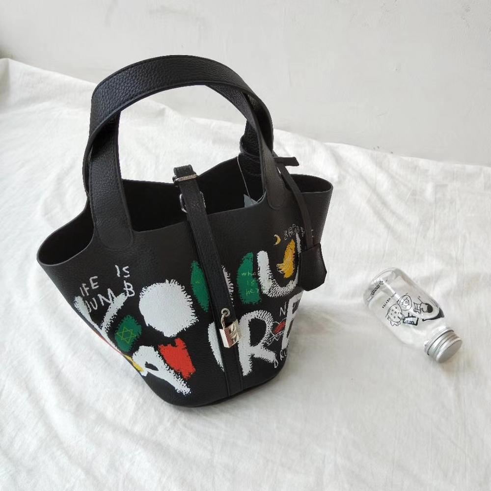 Girl heart cartoon bucket bag